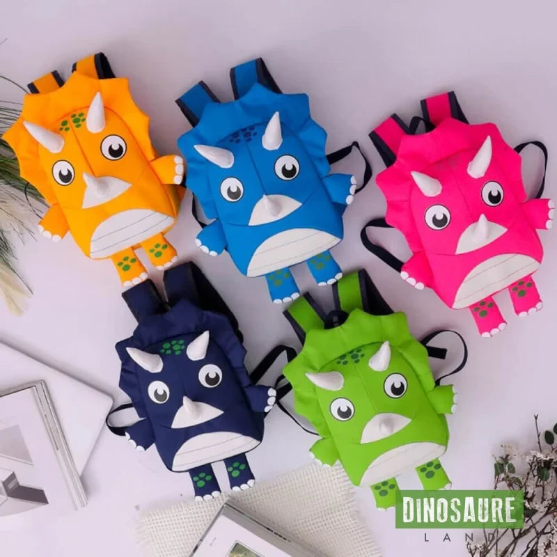 cartable dinosaure triceratops